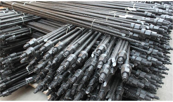 等强螺纹钢式树脂锚杆